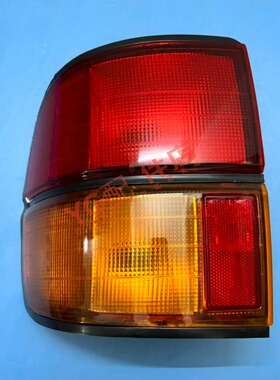 适用丰田1992-2000款小霸王YR21后尾灯 防追尾灯 全新包邮 实拍图