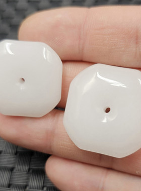 新疆和田白玉平安扣玉石挂件