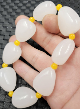 新疆和田白玉随型珠玉石手链羊