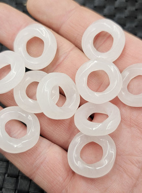 新疆和田白玉金丝玉平安扣玉挂件