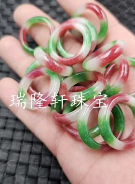 翡翠玉干青玉石戒指白底青