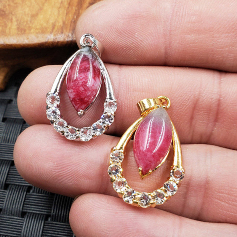 新款天然玉石桃花玉水滴挂件粉色玉石镶钻水滴吊坠玉水滴玉坠