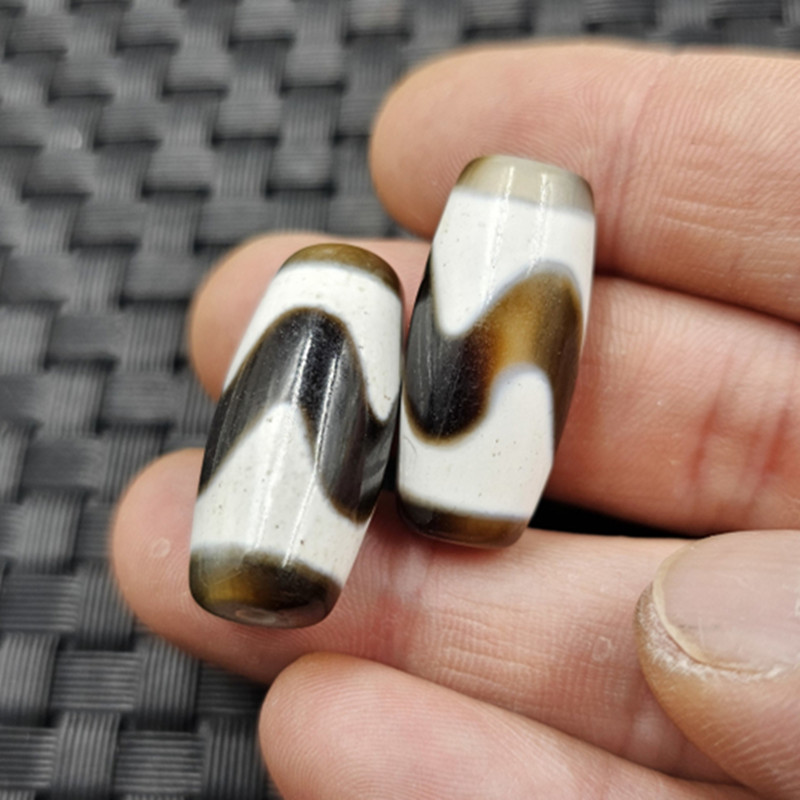 黑白玛瑙一眼天珠路路通玉石散珠