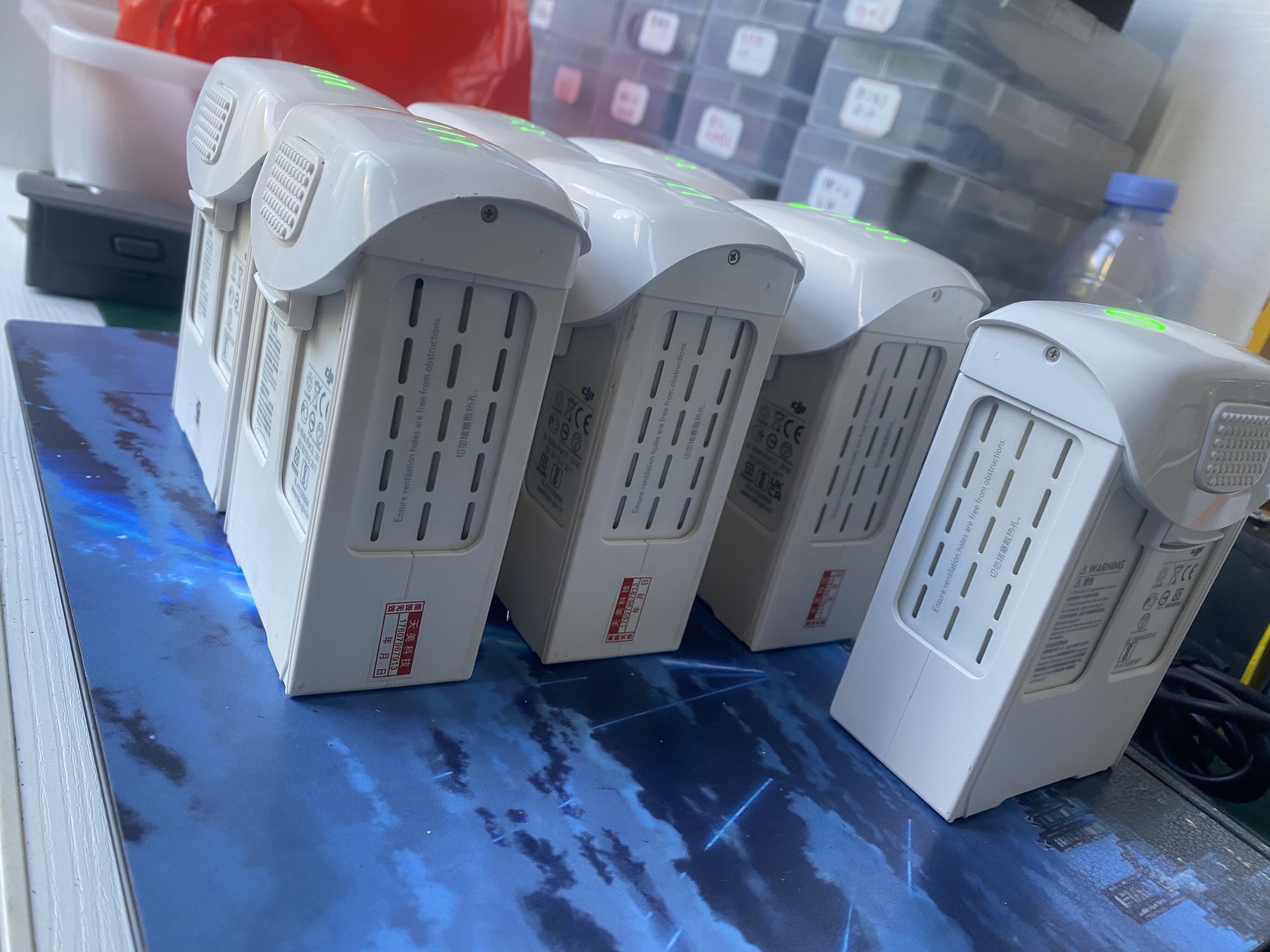 大疆 DJI Phantom 4 系列智能飞行电池 精灵4P电池大疆无人机配件高性价比高么？