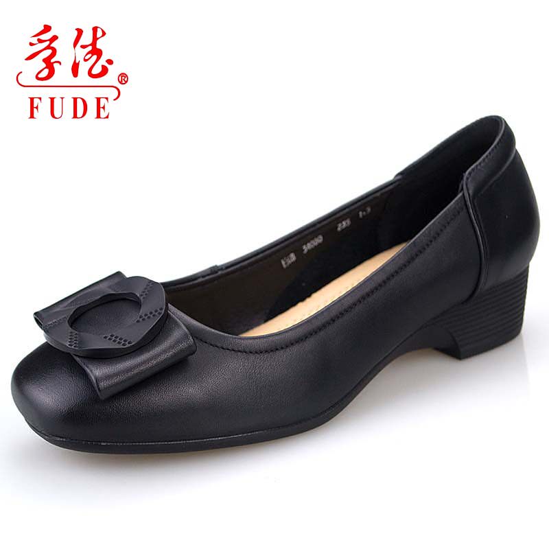 青岛孚德春秋新款浅口女鞋头层牛皮一脚蹬休闲皮鞋舒适坡跟单鞋