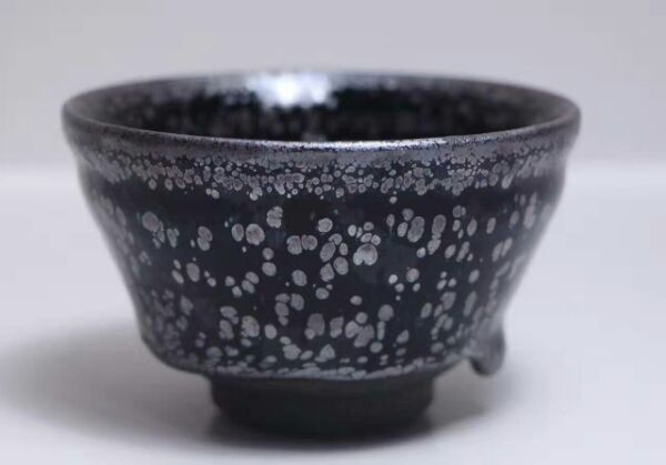 江雄伟纯手工作黑釉银斑建阳建盏 主人杯 宋式抹茶点茶盏  粗陶杯在类目 餐饮具, 茶具, 茶杯中 - 来自Buy2taobao.com提供专业的淘宝代购服务