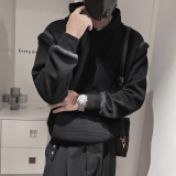黑色