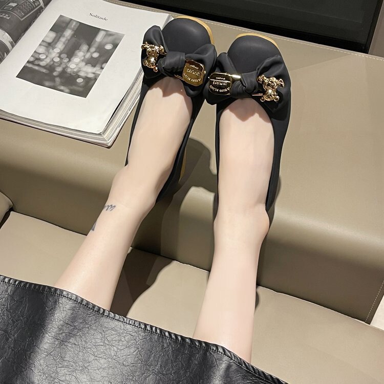 真皮百搭夏季玛丽珍鞋女2023新款英伦风学生粗跟一脚蹬豆豆单鞋