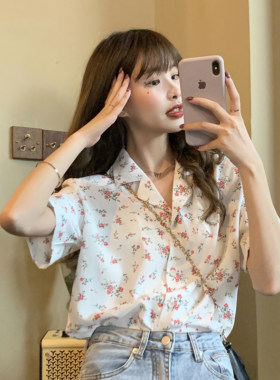 批发宽松短袖休闲清新碎花衬衫潮