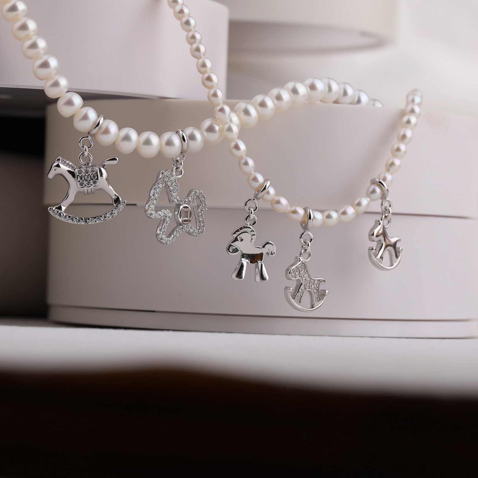 NNU 马上有钱2026新年限定S925纯银冷色吊坠卡通小马项链手链单坠,饰品/流行首饰/时尚饰品新,项坠/吊坠,淘宝优惠券,粉丝福利购,淘宝优惠卷