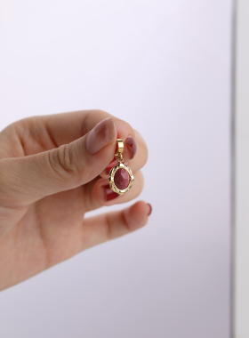 新年原创复古宫廷钛钢镀金不褪色天然红纹石吊坠珍珠项链挂坠单坠