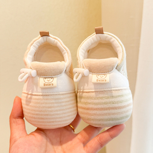 新生春秋季婴儿鞋袜子小月龄0-6个月到12个月步前不掉软底宝宝1岁