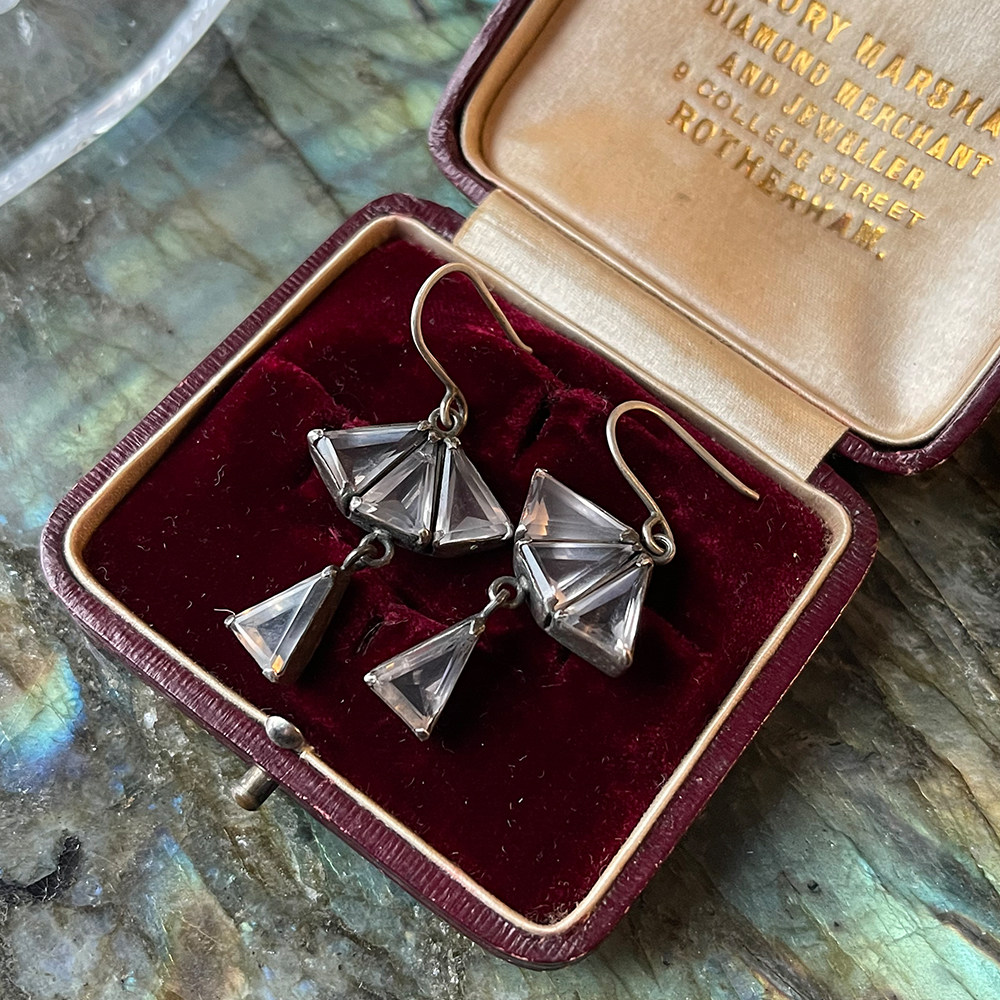 通体925银耳钩三角几何扫肩耳环宫廷复古防过敏通勤百搭灵摆设计,饰品/流行首饰/时尚饰品新,琉璃,淘宝优惠券,粉丝福利购,淘宝优惠卷