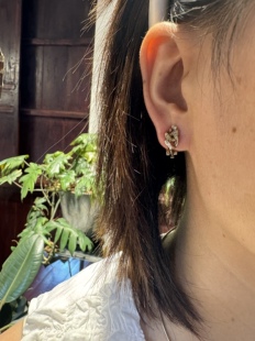 PASTTIMES 尽头是古董首饰 通体925银鎏金麻花扭纹银耳扣～珠宝