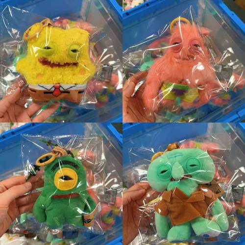 岛现 日版萌芽怪兽Fuggler海绵宝宝玩偶公仔挂件搞怪 派大星