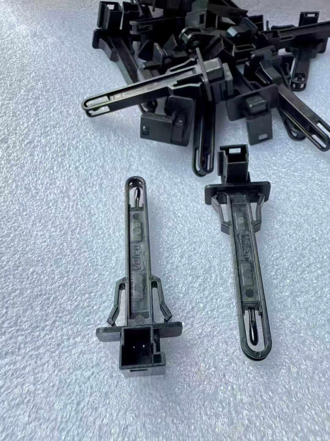 适用于特斯拉model3蒸发箱温度传感器空调温控感应开关传感器