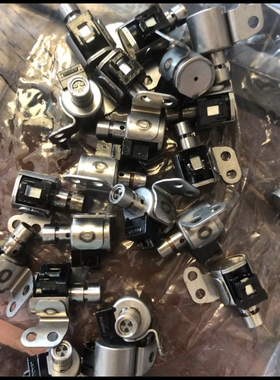 适用丰田锐志皇冠A760E A960E霸道A750E凌志460变速箱换挡电磁阀