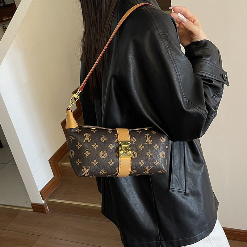 腋下单肩包跨境热销女包2026年新款斜挎老花牛角包两条肩带,箱包皮具/热销女包/男包,通用款女包,淘宝优惠券,粉丝福利购,淘宝优惠卷