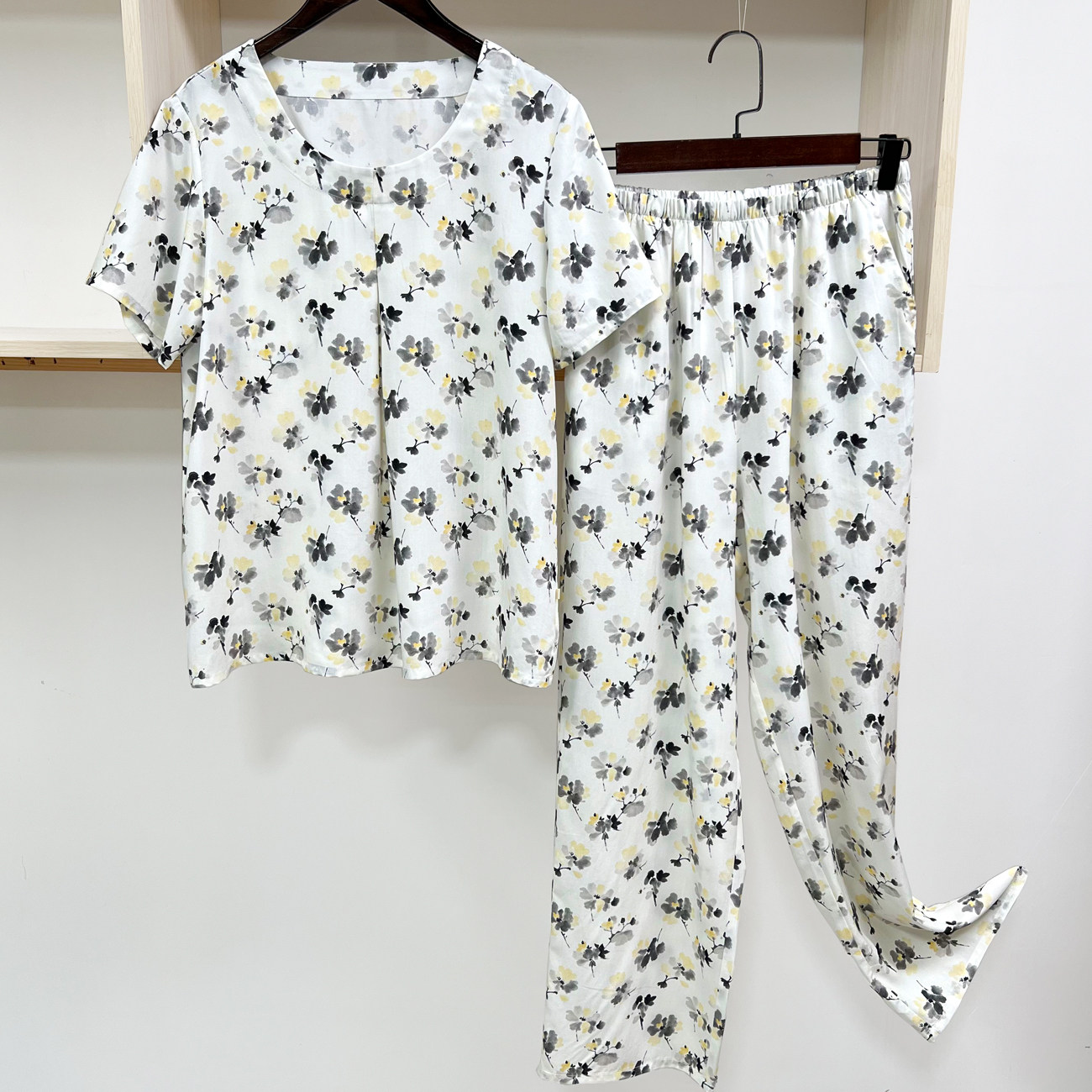 定做外穿睡衣成人女士短袖长裤佰汇福棉绸中老年空调服家居服套装