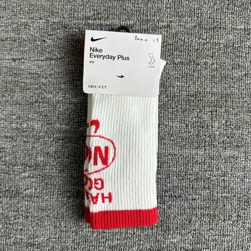 EverydayPlus舒适中筒运动袜