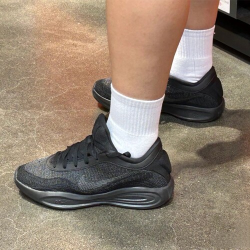 耐克G.T. Hustle Academy 透气缓震低帮实战篮球鞋 FJ7808-001