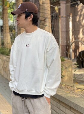 Nike耐克Therma-FIT 新年款男子篮球加絨速干圆领卫衣 IQ3819-133