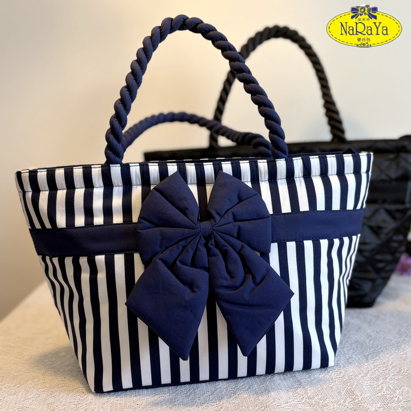 中号水饺包蝴蝶结女包