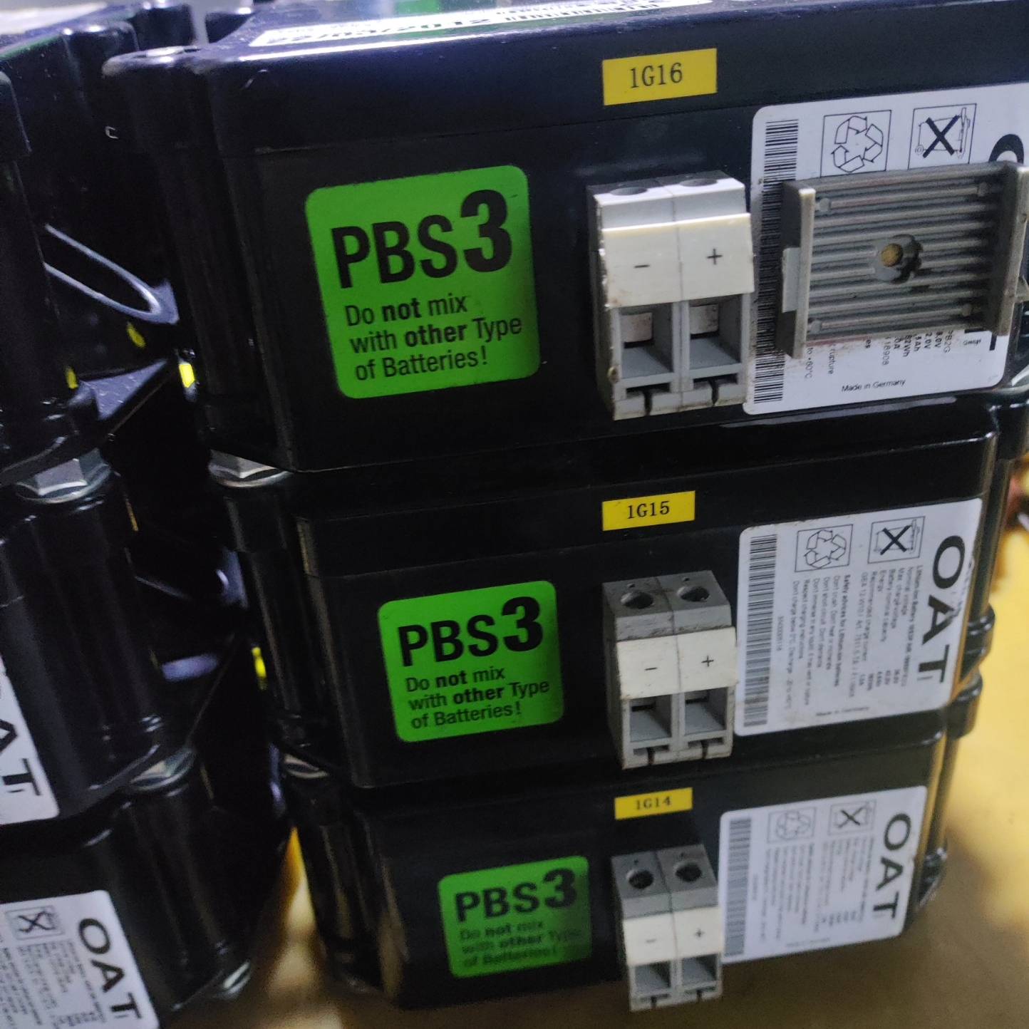 电池 OAT 锂电池,型号6PBS3议价 维修!!!