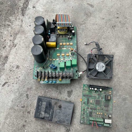 CHINSC深川变频器，SVF-G7-G5.5/P7.5T4议价也可维修