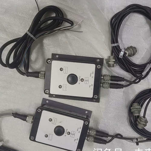 Leuze劳易测双张传感器 VDB112B/6P  实物拍摄议价也可维修