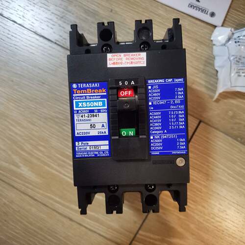 寺崎断路器 空气开关 XS50NB 3P议价 维修！！！
