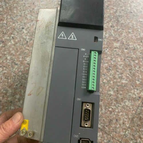 信捷伺服驱动器DS5E-43P0-PTA(3kw) 一台 成议价也可维修