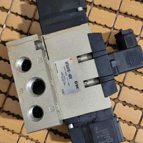 SMC 电磁阀 VFS4410-4DB-04 成色议价也可维修