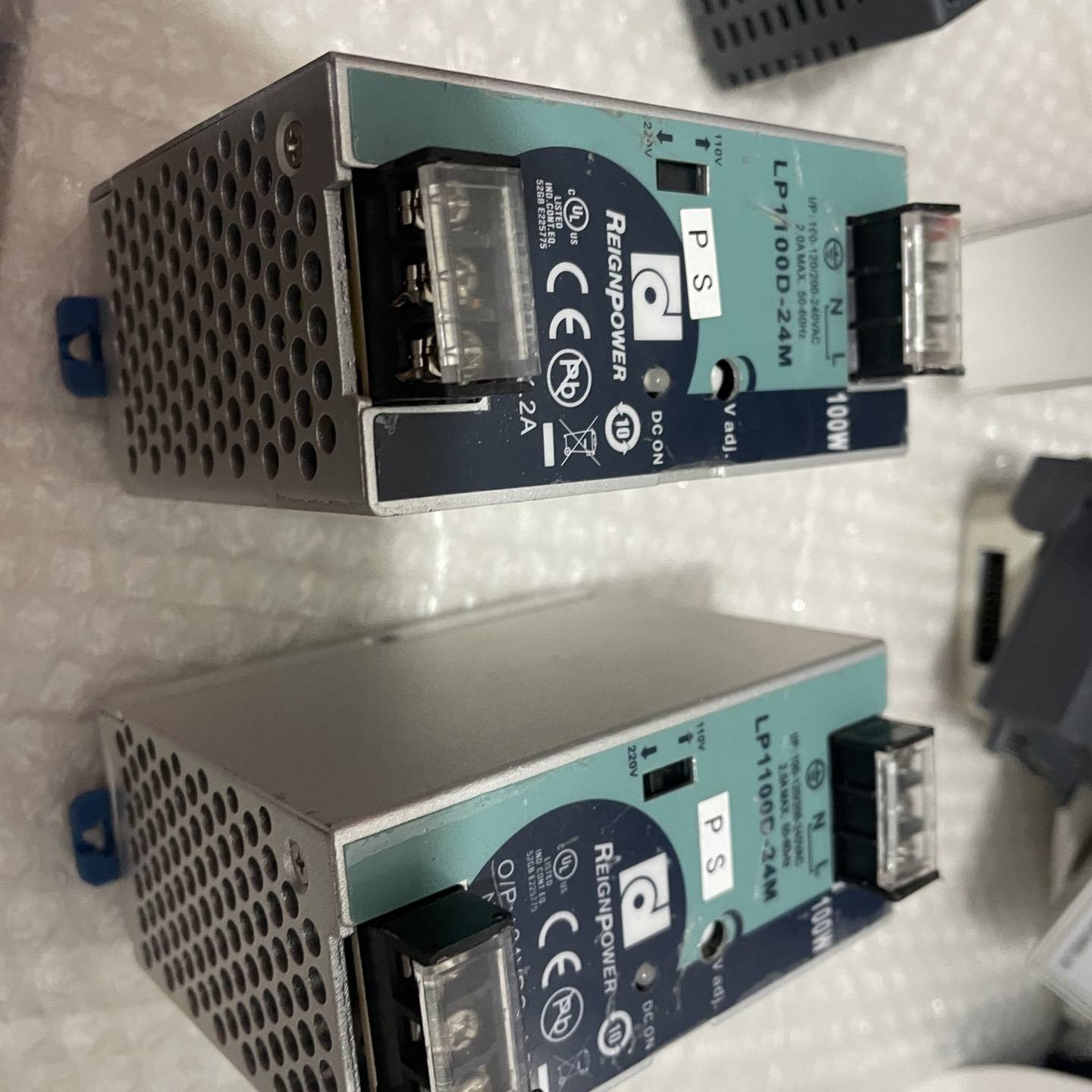 LP1100D-24M导轨式开关电源，100议价 维修！！！