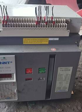 正泰万能式断路器NA1-3200。200议价 维修！！！