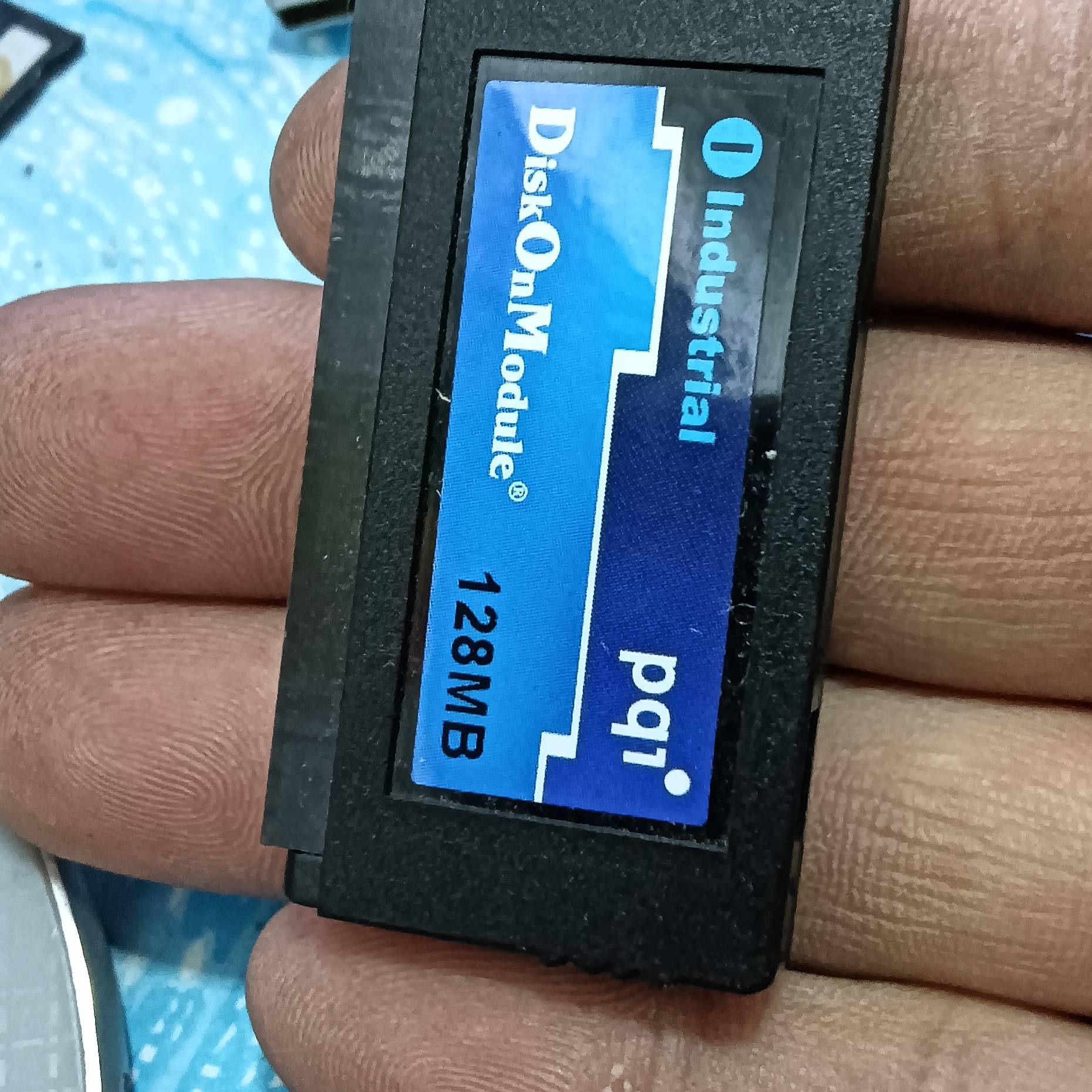 【工业级DOM电子硬盘】PQI 128M议价 维修！！！