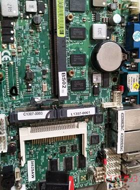 台湾工业设备主板  3I525AW 3I52议价 维修！！！