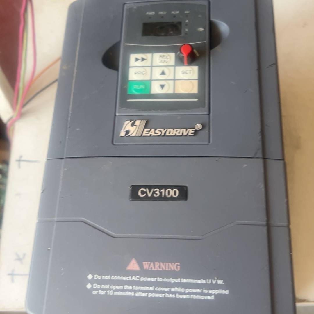 易驱CV3100-4T0055M/0075FP，两台议价 维修！！！