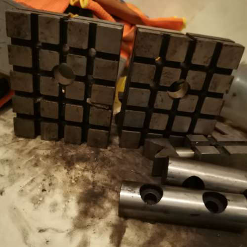 万能夹具，靠山。夹具。没用过的东西。一对价格。直接支架。议价