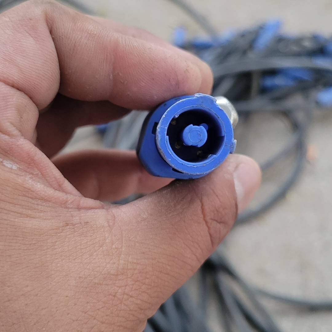 NEUTRIK纽崔克航空插头    NAC3FC议价 维修！！！