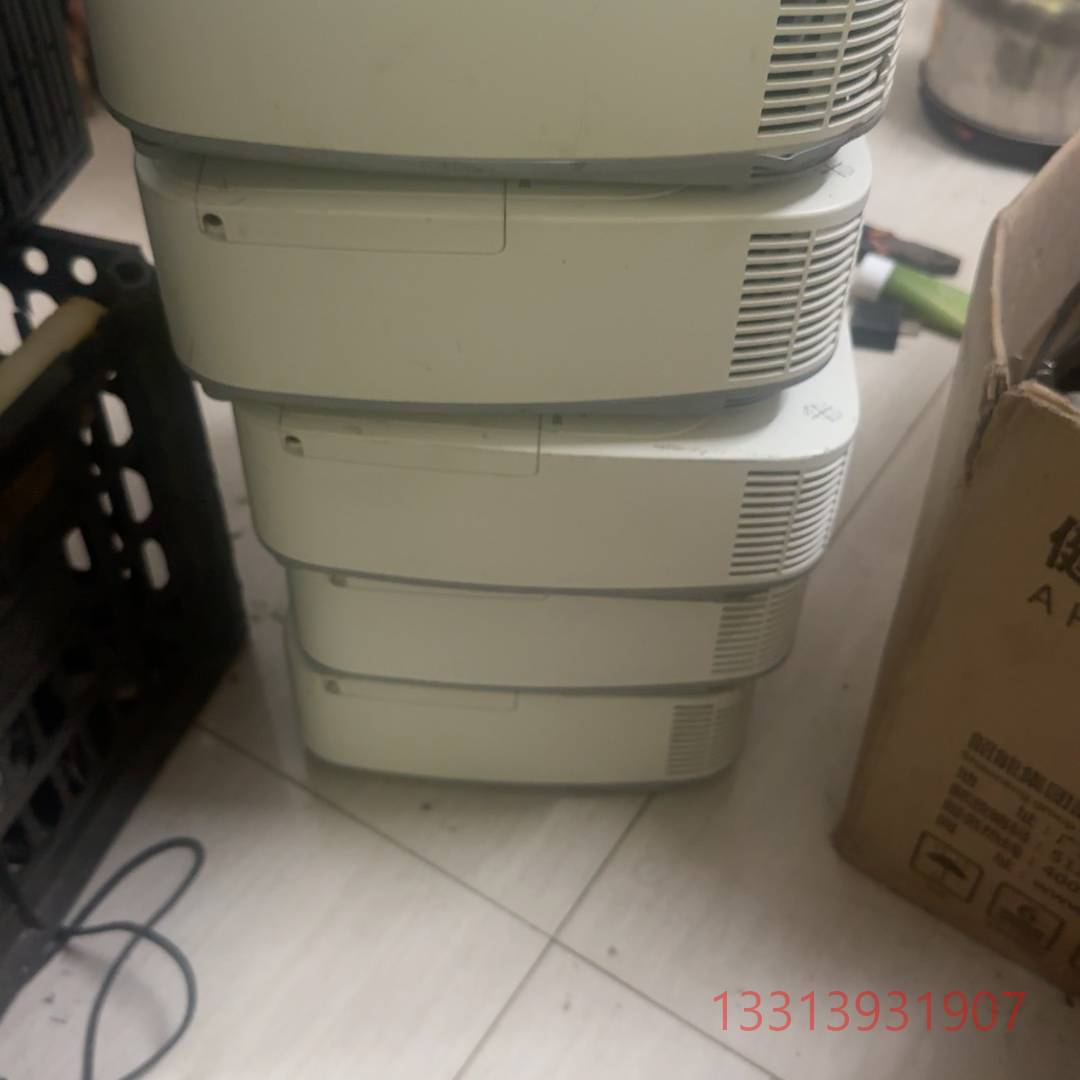 NEC+NP+ME270xc投影仪，共5台议价 可维修！！！