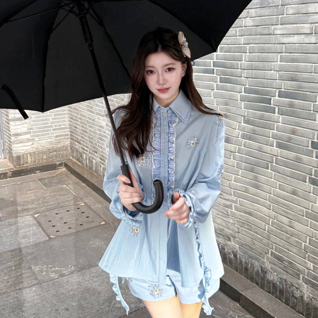 春季新款洋气减龄雏菊钉珠刺绣宽松衬衫/短裤套装GBMQ68135