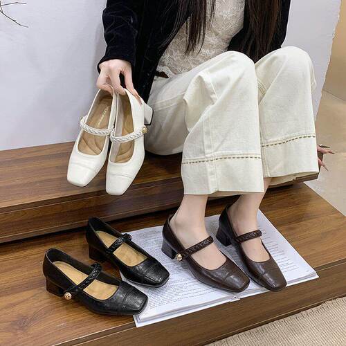 【妮娅专享】SWL6530新款方头粗跟玛丽珍单鞋 - 封面