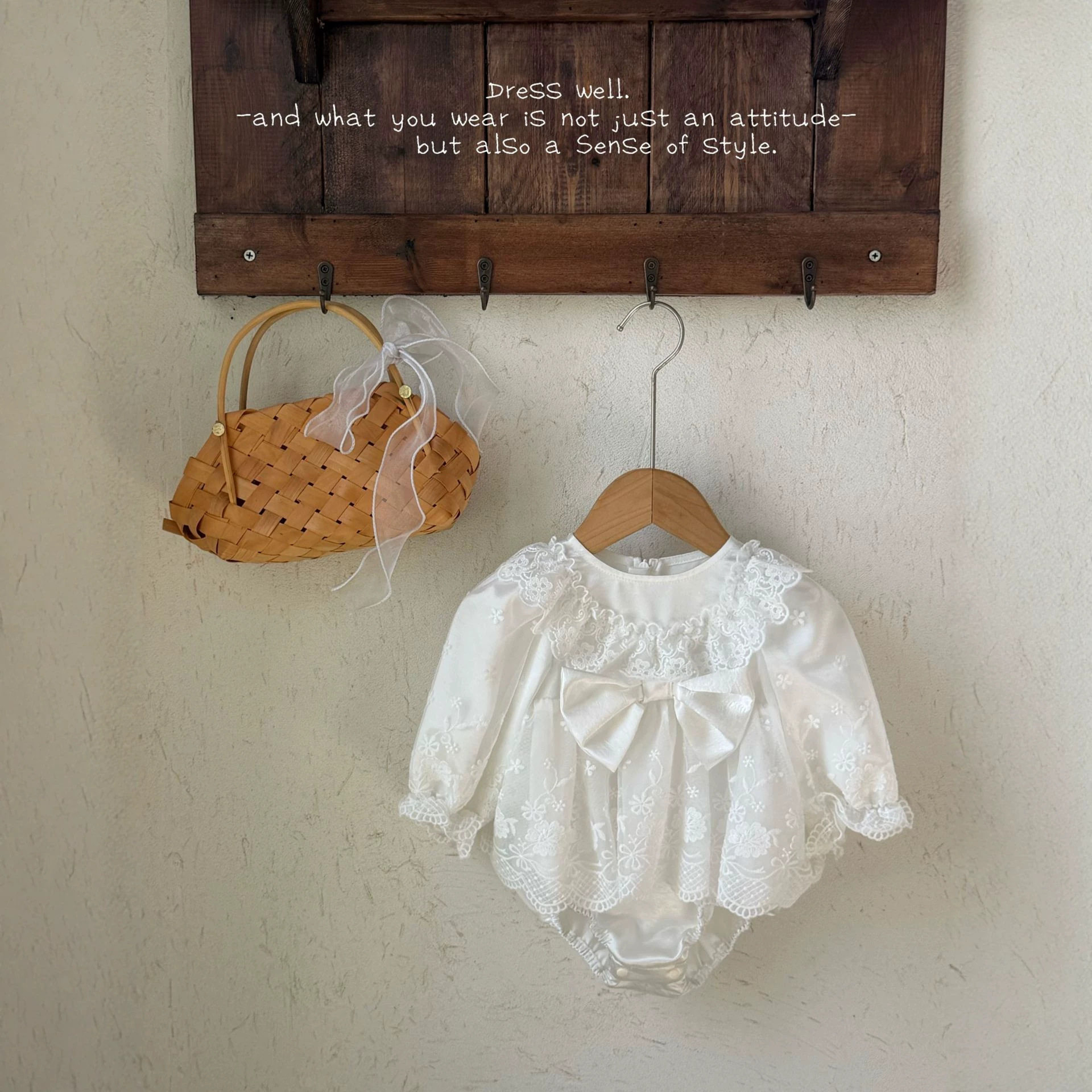 婴儿衣服秋冬装连体衣裙新生儿包屁衣女宝宝满月百日宴蕾丝公主裙