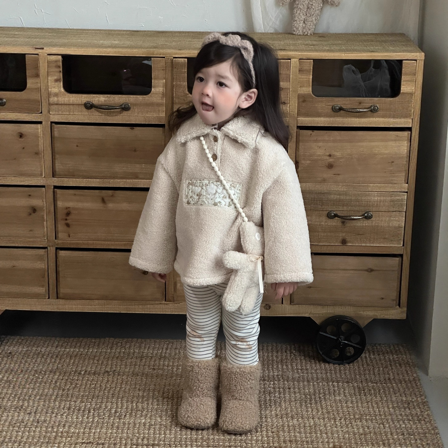 2折专区儿童冬季毛绒外套2025新款童装小宝宝女童加绒套装送公仔