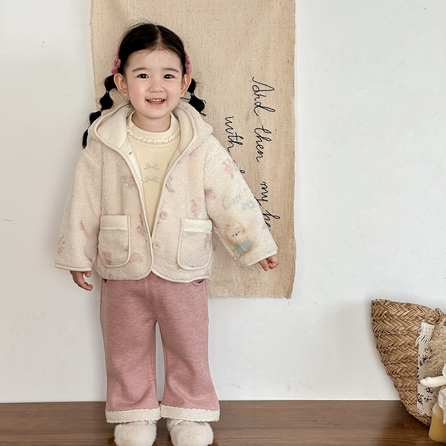 点兮2025秋冬新款婴幼儿一体绒外套套装女宝开衫打底衫裤子三件套