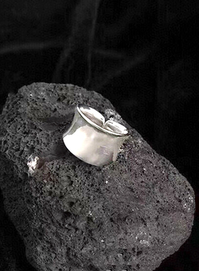 纯银男女款宽面重工神秘风戒指