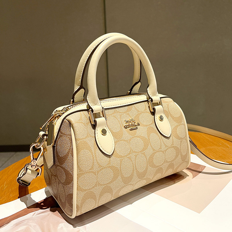 品牌真皮包包时尚波士顿枕头包女2026新款高级感大容量手提斜挎包