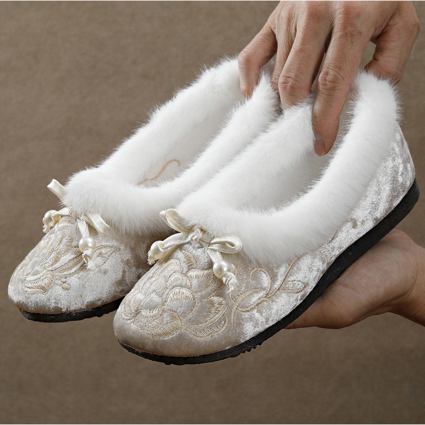 古风汉服鞋子老北京布鞋女加绒软底一脚蹬舒适妈妈鞋保暖绣花棉鞋,女鞋,绣花鞋,淘宝优惠券,粉丝福利购,淘宝优惠卷