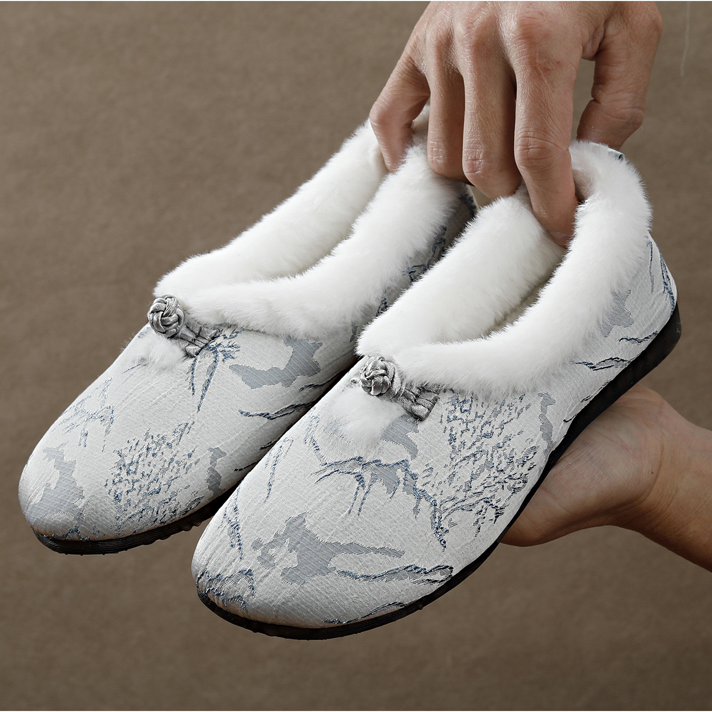 秋冬老北京布鞋毛毛口女绒软底一脚蹬新中式复古保暖绣花汉服棉鞋,女鞋,绣花鞋,淘宝优惠券,粉丝福利购,淘宝优惠卷